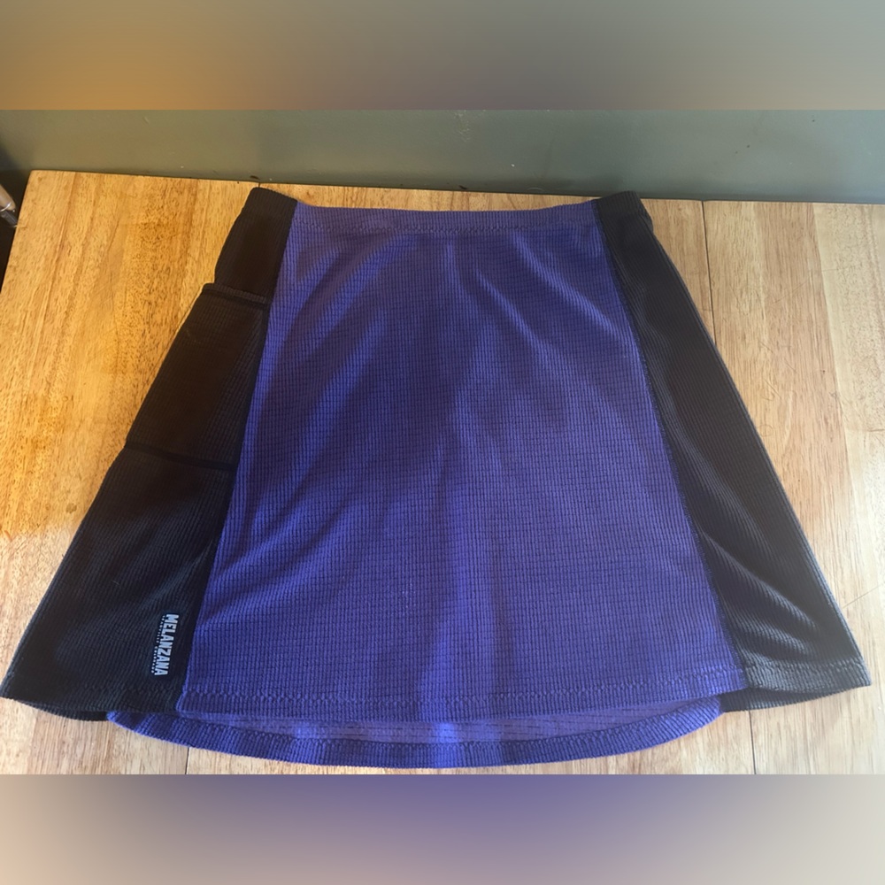 Melanzana microgrid skirt. Size large/tall